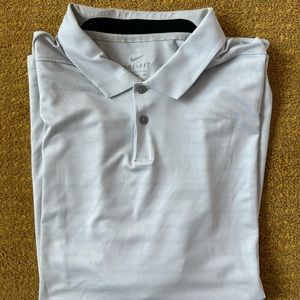 Nike Drifit men’s golf shirt